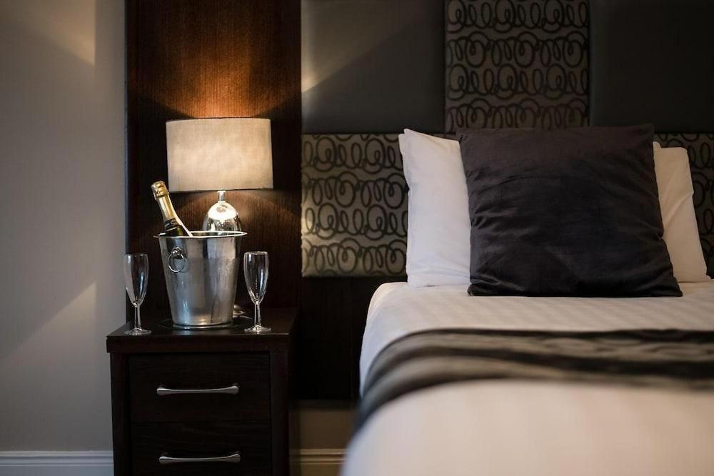 דריימן Buchanan Arms Hotel & Leisure, Sure Hotel Collection מראה חיצוני תמונה