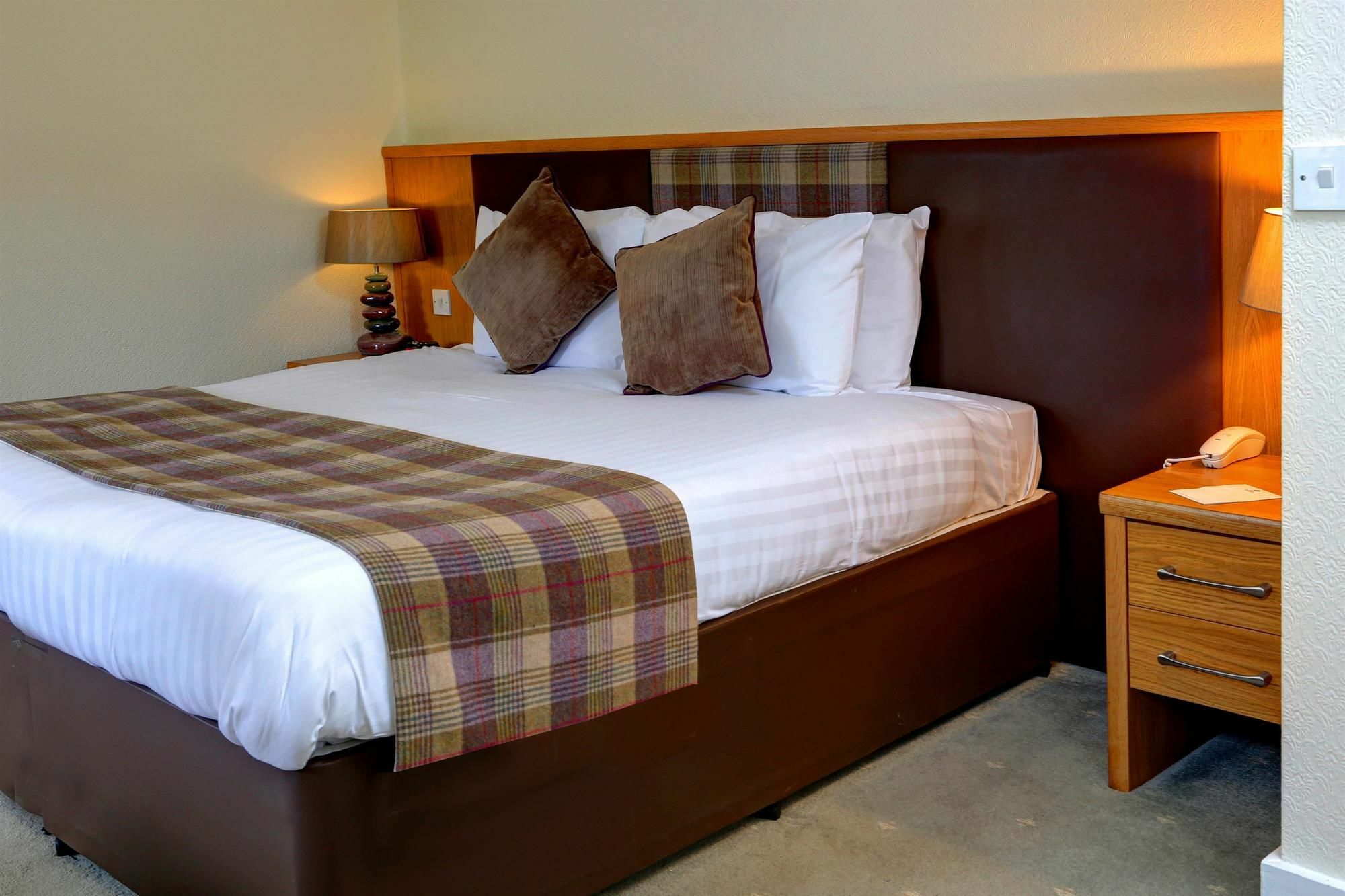 דריימן Buchanan Arms Hotel & Leisure, Sure Hotel Collection מראה חיצוני תמונה